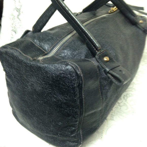 Chloe Black Distressed Leather Hand Bag - Picture 5 of 9